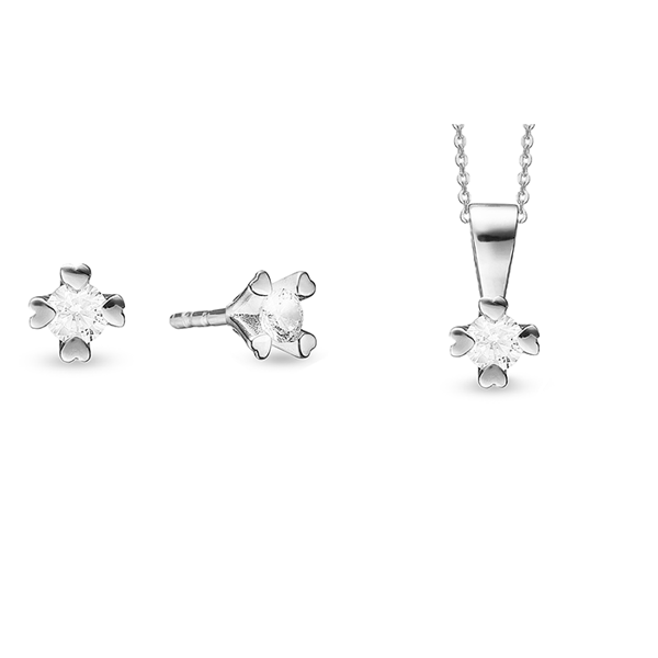 by Aagaard set, with a total of 0,60 ct diamonds Wesselton VS